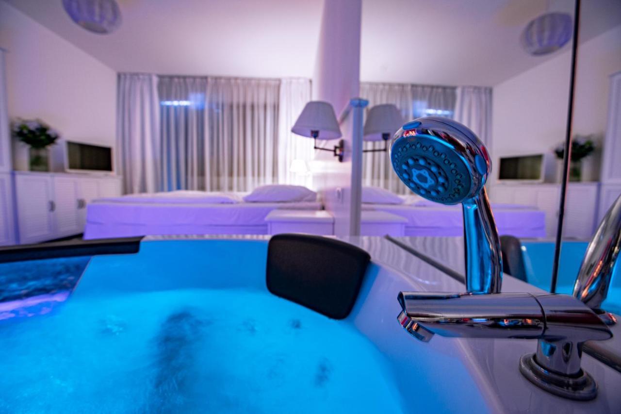 Apartament Rodzinny Beach Sauna&Jacuzzi Arka Medical Spa Колобжег Екстер'єр фото